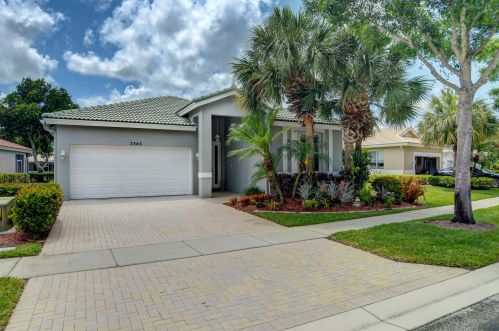 2345 Sapphire Cir, West Palm Beach, FL 33411-5199