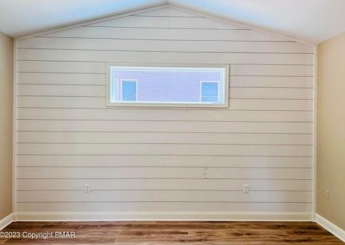 19 Masters Ln, Hazle Township PA  18202-9167 exterior