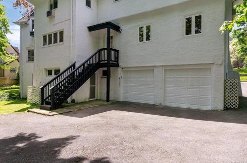 15 Oxford Rd, New Rochelle NY  10804-3712 exterior