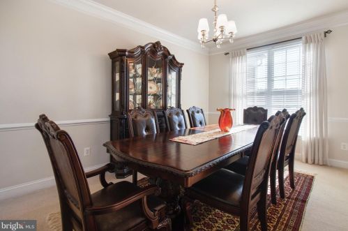 5312 Kernstown Ct, Haymarket VA  20169-4504 exterior
