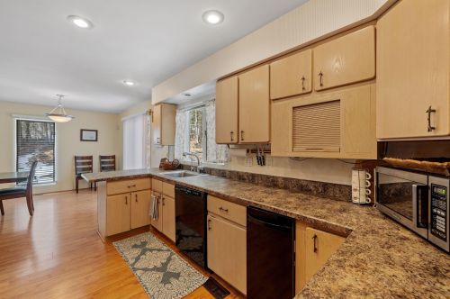 5 Wildwood Dr, Ellsworth NH  03223-4260 exterior