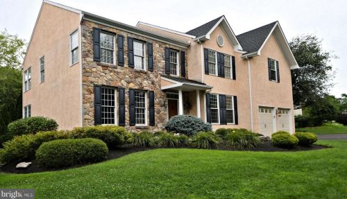 627 Woodbrook Dr, Prospectville, PA 19002-1827