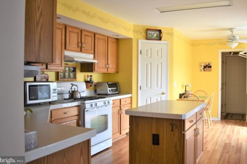 94 Whitaker Way, Camden-Wy DE  19934-4508 exterior