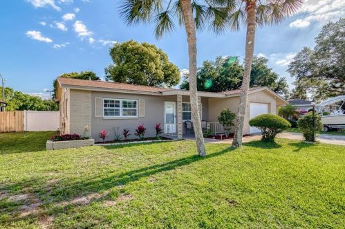 6932 Kingston Ct, Port Richey, FL 34668-3125