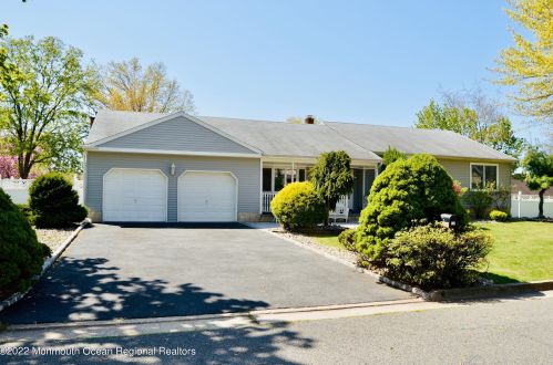 140 Day St, South Plainfield, NJ 07080-3118