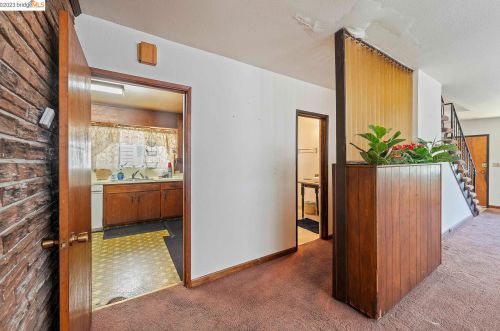 2752 Mabel St, Berkeley CA 94702-2461 exterior