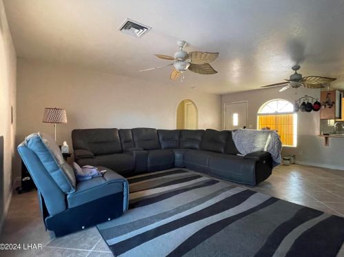 1926 Rainbow Ave, Lake Havasu City, AZ 86403-4813