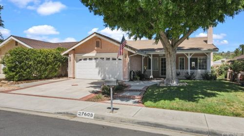 27608 Sycamore Creek Dr, Santa Clarita, CA 91354-1327