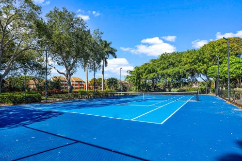 2313 Congress Ave, Boynton Beach FL  33426-7434 exterior