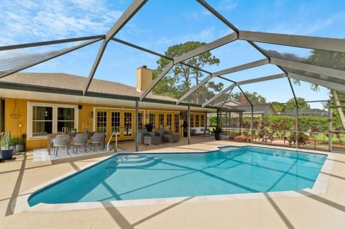 2897 Italy St, Fort Pierce, FL 34952-5588
