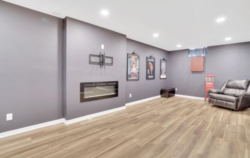 4722 Fairway Dr, Waterford WI  53185-3370 exterior