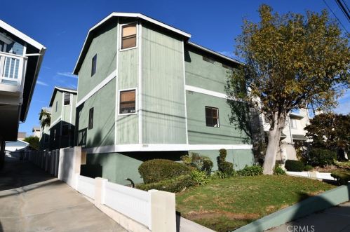 1919 Carnegie Ln, Redondo Beach, CA 90278-2919
