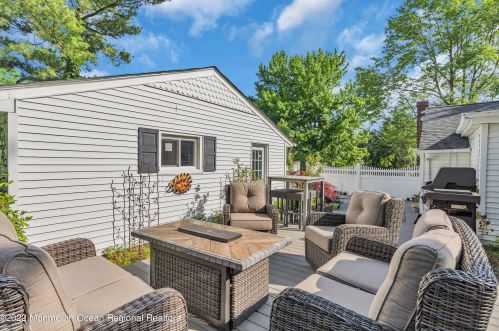 433 Lk Shr Dr, Bricktown NJ 08723-5079 exterior