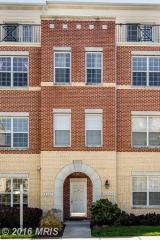 42601 Hollyhock Ter, Ashburn, VA 20148-6408
