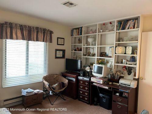 29 Hampton Ct, Tinton Falls NJ  07701-5407 exterior