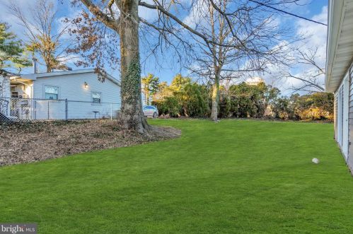 83 Hamilton Ln, Willingboro NJ  08046-1704 exterior