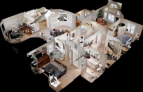 3960 Michelle Lynn Ct, Turlock CA  95382-8518 exterior