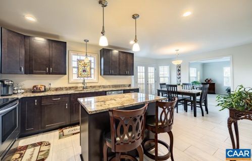 697 Rosewood Dr, Scottsville, VA 24590-6491