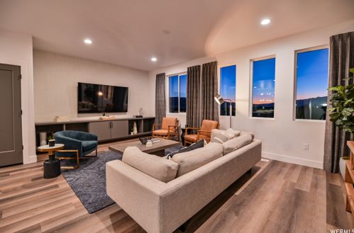 1089 520, Highland, UT 84003