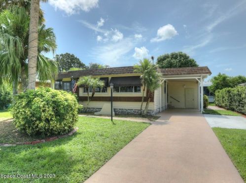 925 Barefoot Blvd, Sebastian, FL 32976-7618