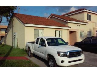 160 114th Ave, Miami, FL 33172-3514