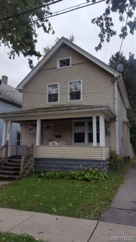 105 Sussex St, Buffalo, NY 14215-3152