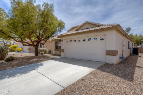2875 Simplicity Dr, Tucson, AZ 85741-1578