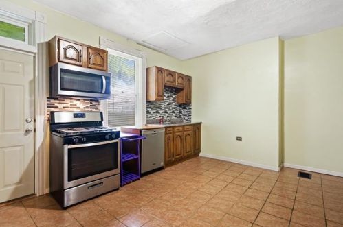 316 Mathilda St, Pittsburgh PA 15224-2142 exterior