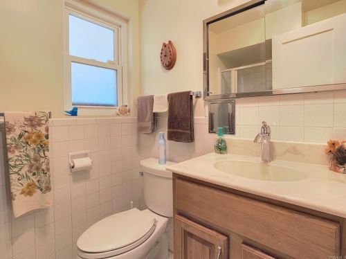 3540 Promontory St, San Diego CA 92109-6612 exterior