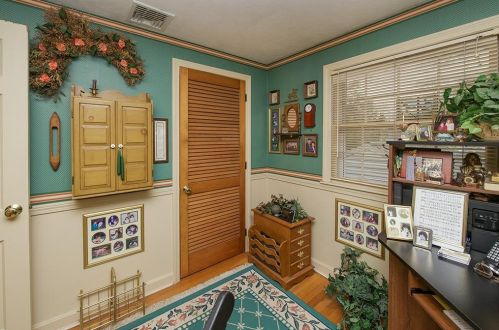 34 Wheeler Ave, Salem NH  03079-3490 exterior