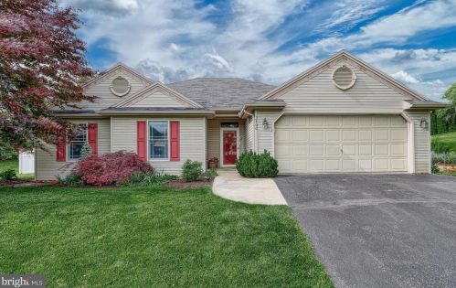 2400 Deerview Dr, Navy Sup Dpt, PA 17055-9205