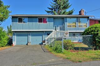 9805 1st Ave, Everett, WA 98208-2717