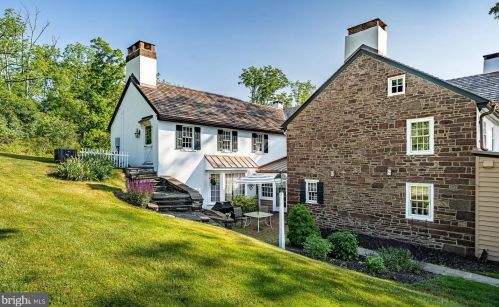 2564 Skippack Pike, Lansdale PA exterior