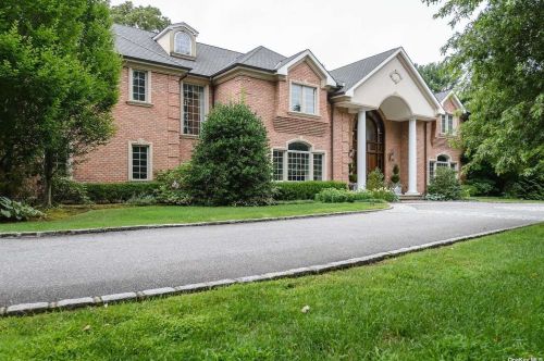 15 Norgate Rd, Muttontown, NY 11545-2607
