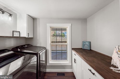 482 Rittenour Rd, Edinburg VA  22824-2928 exterior