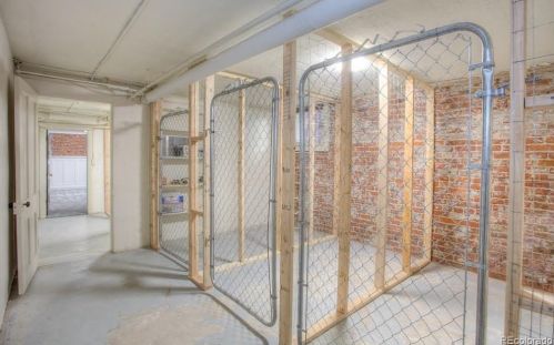 1350 Franklin St, Denver CO 80205-3902 exterior