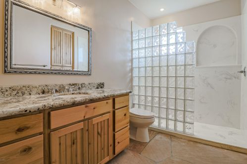 3833 67 Ave, Phoenix AZ 85033 exterior