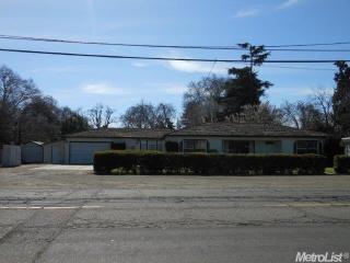1840 Hawkeye Ave, Turlock CA  95380-2832 exterior