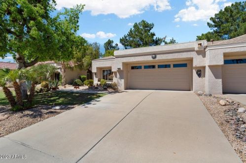 13822 Greenview Dr, Sun City, AZ 85375-5448