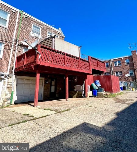 6339 Elmhurst St, Philadelphia PA 19111-5804 exterior