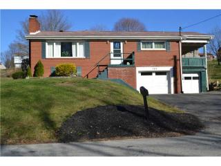 183 Byerly Dr, Jeannette, PA 15644-1122