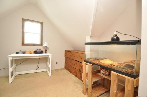 13 Oak Ave, Highland Falls NY  10928-1308 exterior