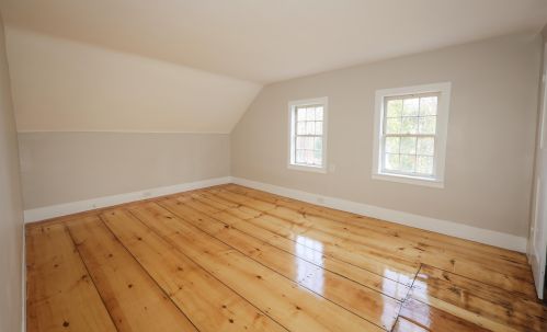 328 2nd Nh Tpke, Hillsboro NH  03244-4614 exterior