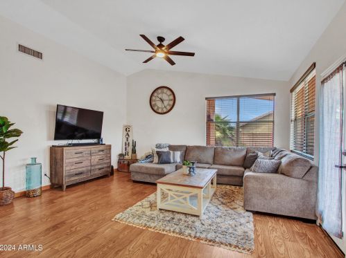 6428 Wahalla Ln, Glendale AZ 85308-5580 exterior