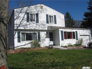 37 Riviera Dr, Selden, NY 11784-1765