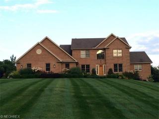 722 Huntley Dr, Medina, OH 44256-7345