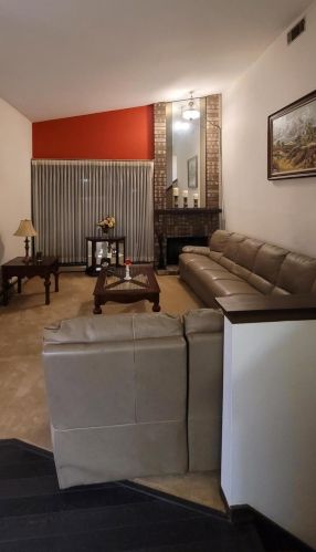 8645 Servite Dr, Milwaukee, WI 53223-6255