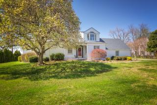 2127 Locust Dr, Henderson, KY 42420-2329