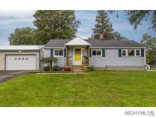 105 High St, Whitesboro, NY 13492-1811