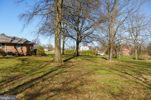 50 Clarence Ave, Shoemakersville PA  19555-1102 exterior